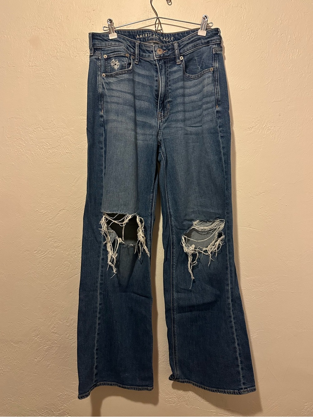 American Eagle Wide Leg Distressed Jeans
